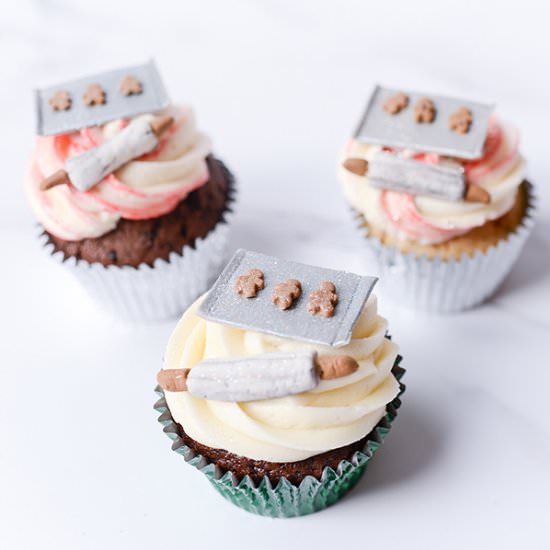 Baking Christmas Cupcakes