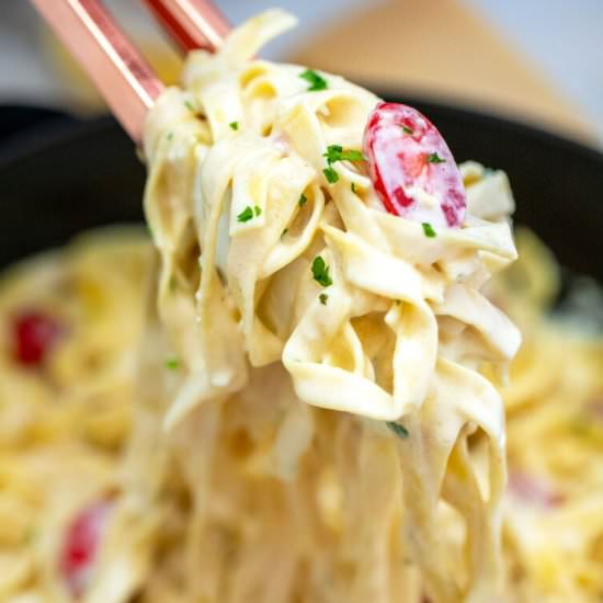 One Pot Garlic Parmesan Pasta