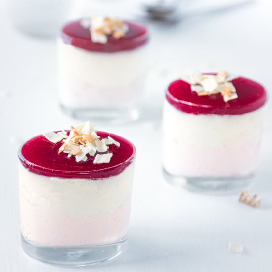 Strawberry and white chocolate mousse