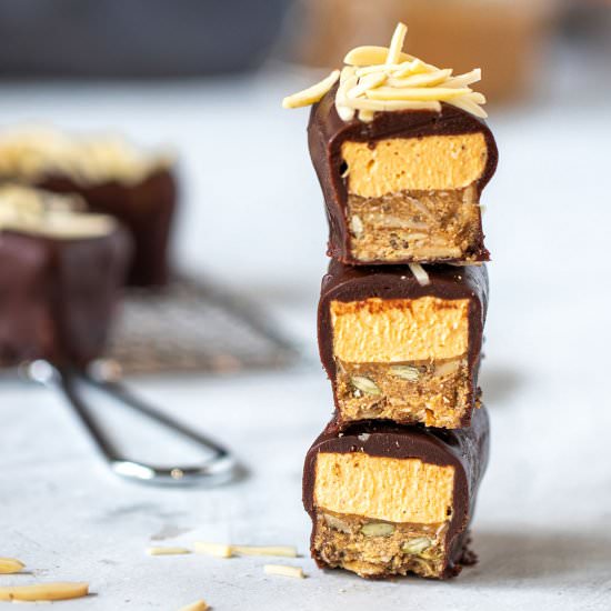 Pumpkin Cheesecake Chocolate Bars