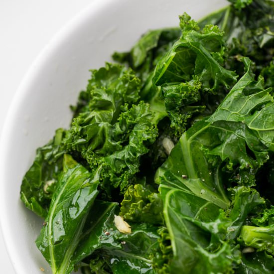 Sautèed Kale with Garlic