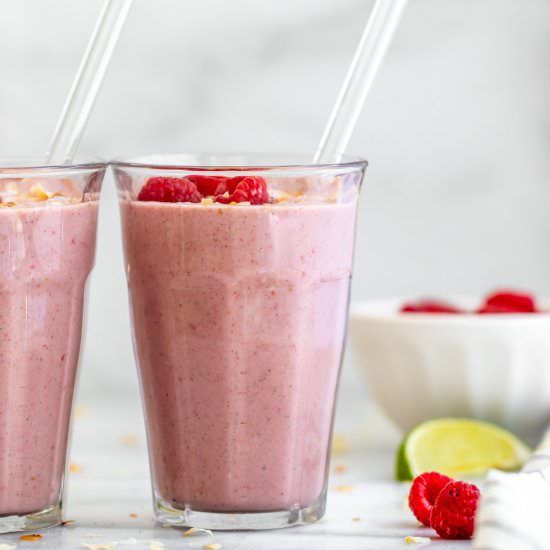 Raspberry Mango Smoothie