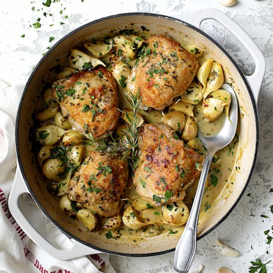 Chicken with 40 Cloves of Garlic
