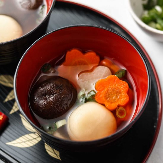 Ozoni (Japanese Mochi Soup)