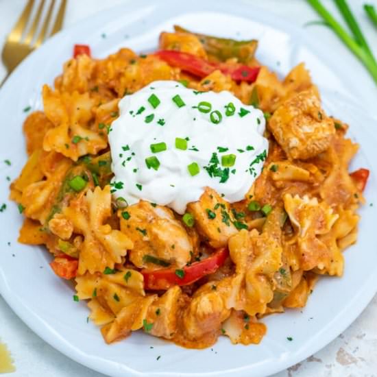 One Pot Chicken Fajita Pasta