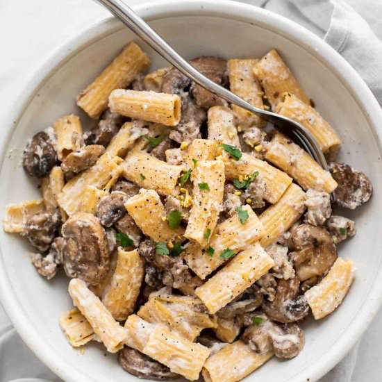 Creamy Mushroom & Sausage Rigatoni