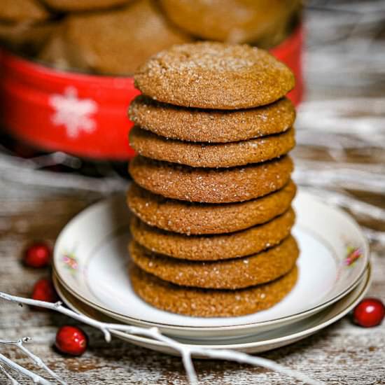Soft Molasses Cookies