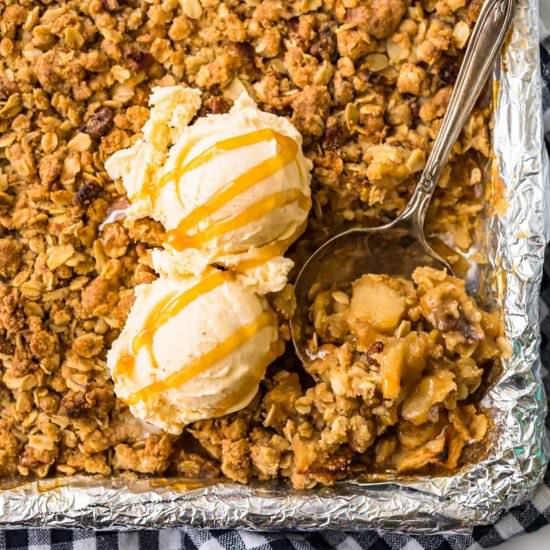 Sheet Pan Apple Crisp!