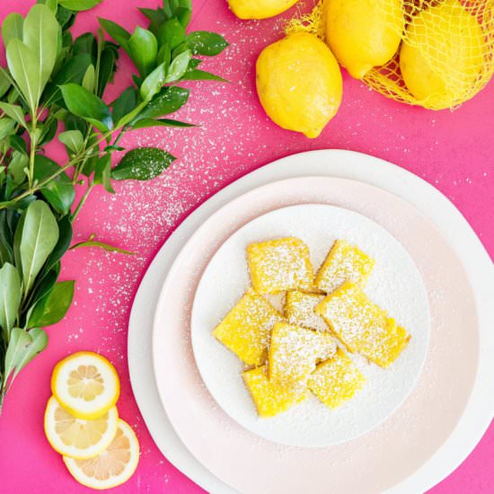 CLASSIC LEMON BARS