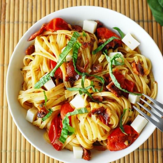 FETTUCCINE w/ goat cheese and bacon