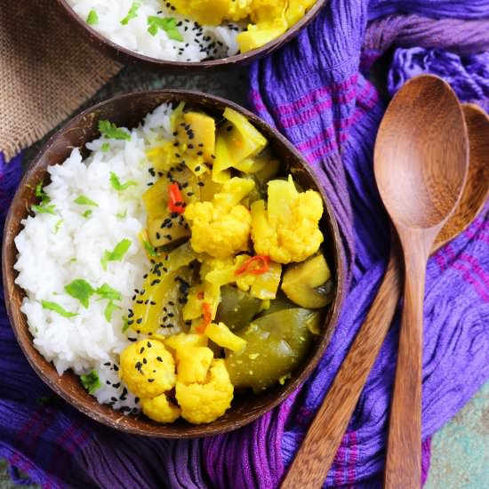 Cauliflower and Leek Curry