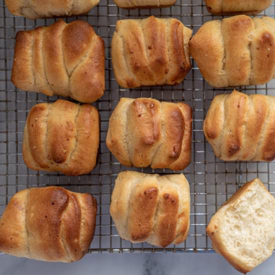 Rosemary Gruyere Wheat Rolls