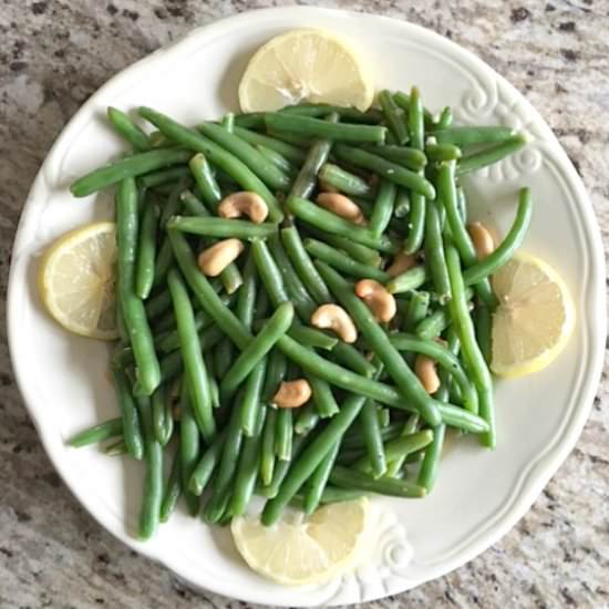 Sauteed String Beans and Cashews