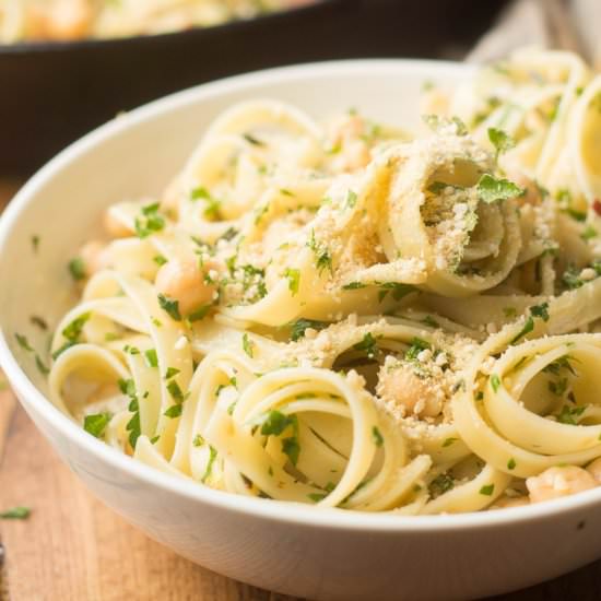 Garlic & Herb Butter Pasta