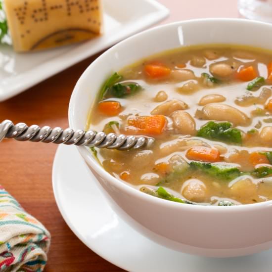 Mediterranean White Bean Soup