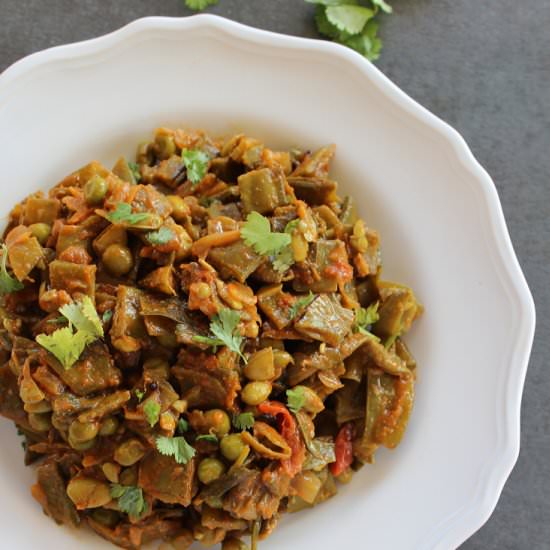 Broad Beans Tomato curry