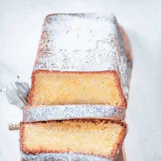 Cream cheese pound cake