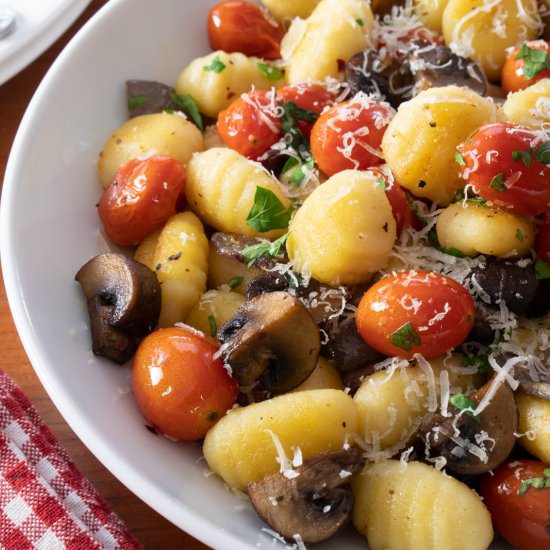 Garlic Butter Gnocchi