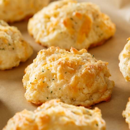 Red Lobster Cheddar Biscuits