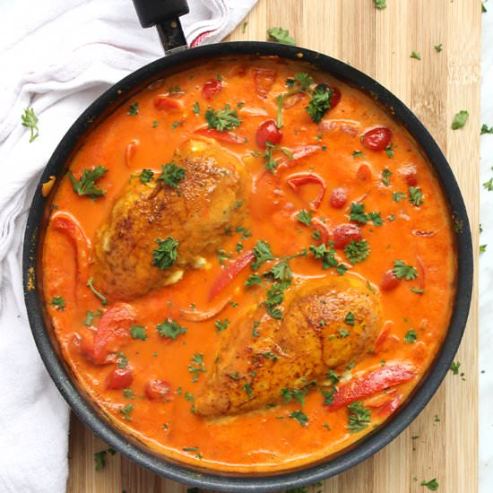 Creamy Tomato and Turmeric Chicken