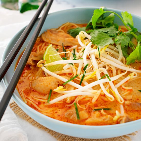 Quick Red Curry Chicken Noodle Soup