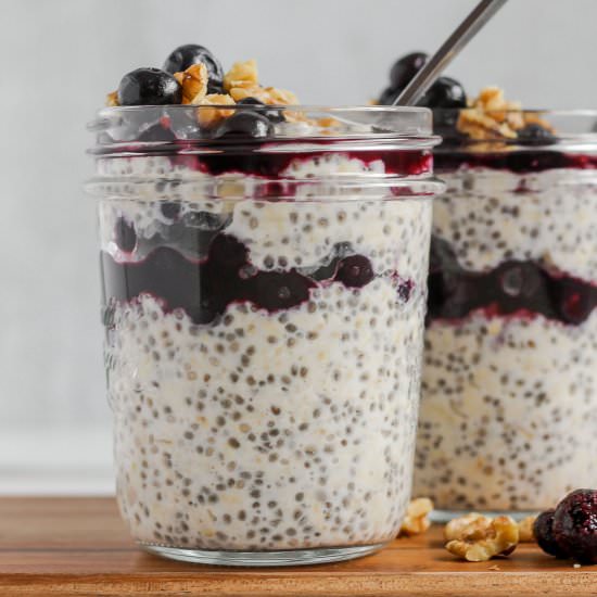 Blueberry Chia Overnight Oats