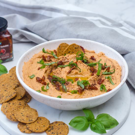 Easy Sundried Tomatoes Hummus