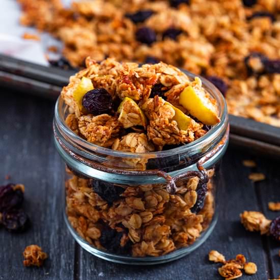 Apple and Raisin Granola