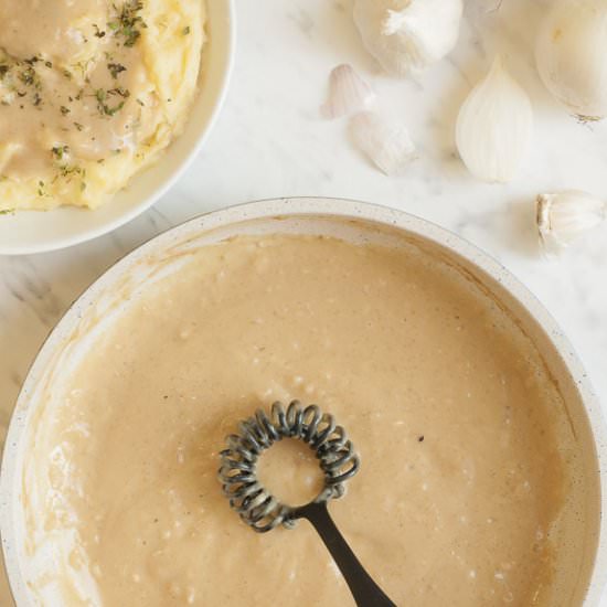 Vegan Onion Gravy (Gluten-free)