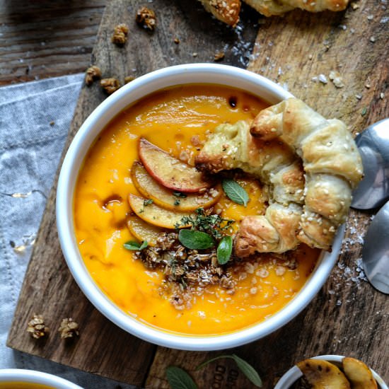 Vegan Pumpkin and Maple Syrup Apple