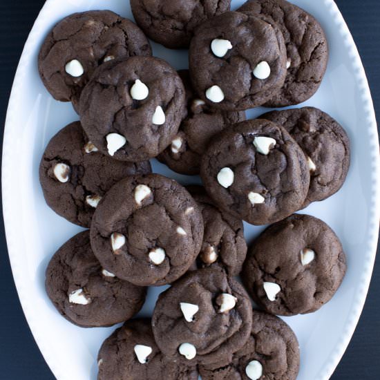 white chocolate chip cookies