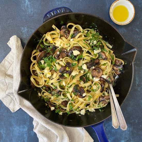 Easy mushroom fettuccine