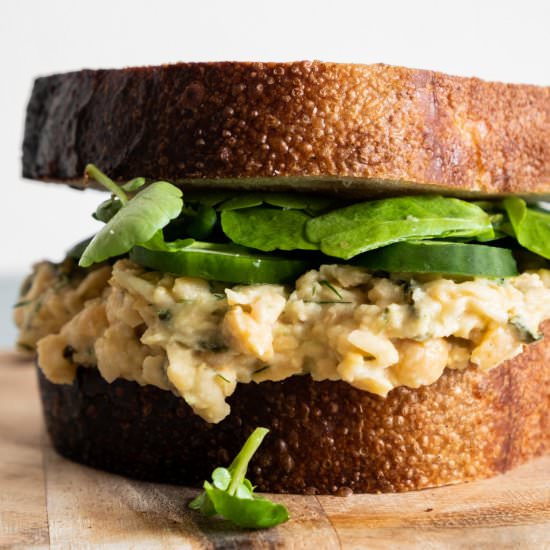 Chickpea – No Tuna – Sandwich