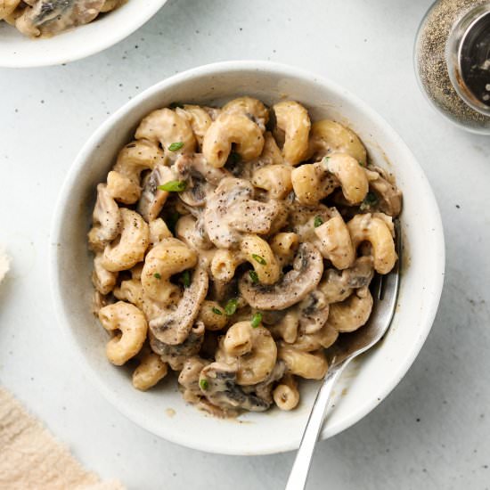 1-pot vegan mushroom strognoff