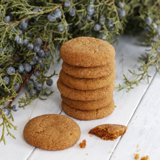 Vegan Gingersnap Cookies
