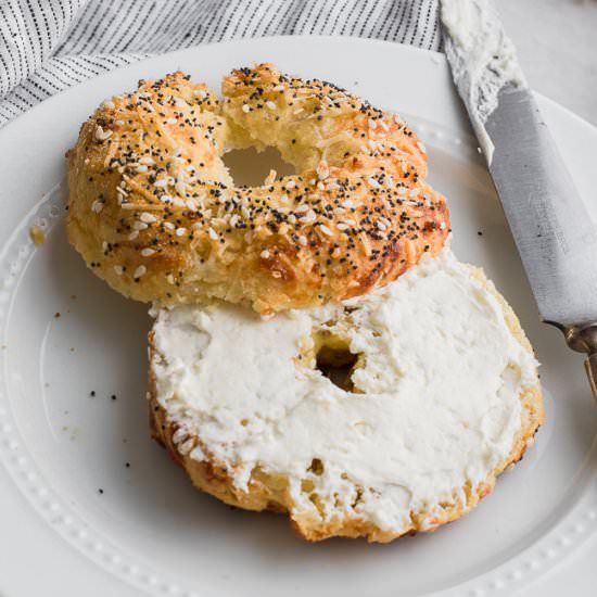 KETO PARMESAN EVERYTHING BAGELS