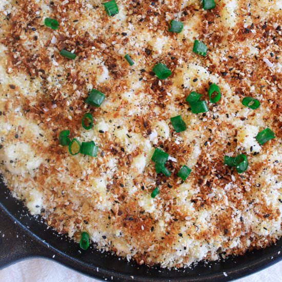 Everything Bagel Mac and Cheese