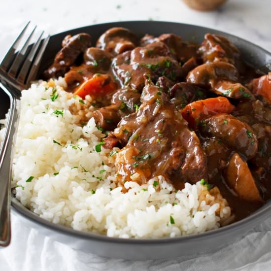 Pressure Cooker Beef Bourguignon