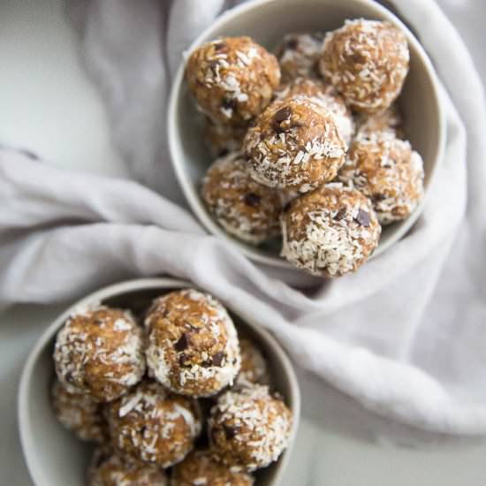Peanut Butter Energy Bites
