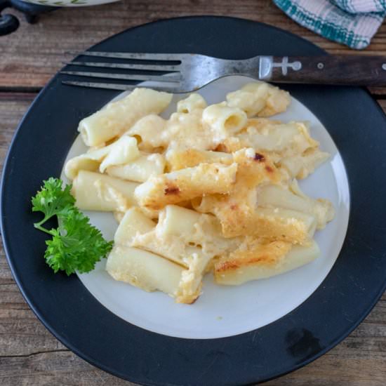 Classic Mac and Cheese
