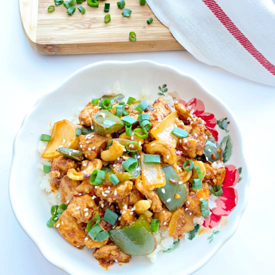 EASY KETO CASHEW CHICKEN