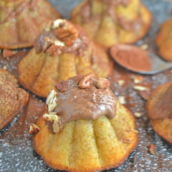 Banana Chocolate Mini Cakes