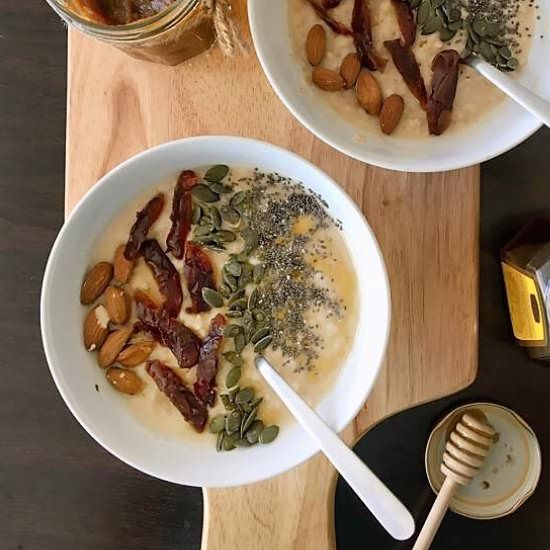 OATMEAL WITH PUMPKIN BUTTER