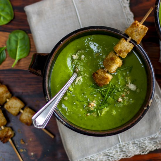 Vegan Spinach and Parsnip Soup