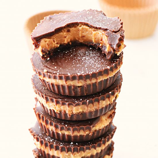 Raw Healthy Peanut Butter Cups