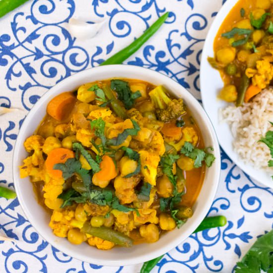 Chickpeas And Veggie Curry!!