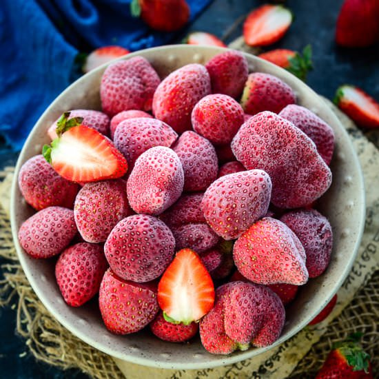 How to freeze strawberries