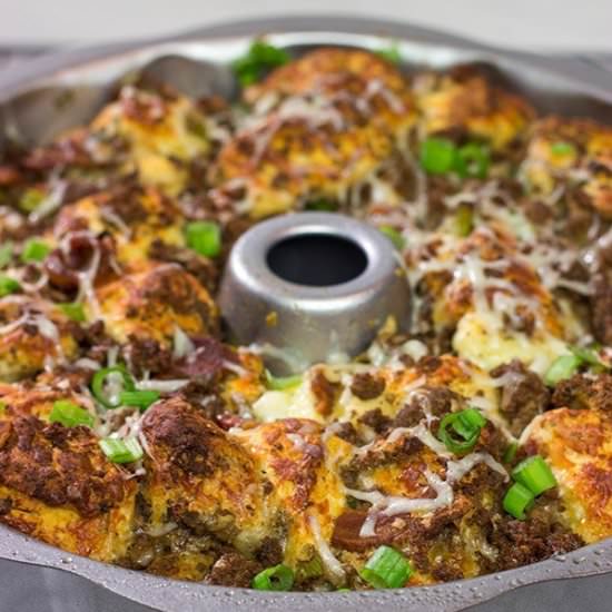 Bacon Cheeseburger Monkey Bread