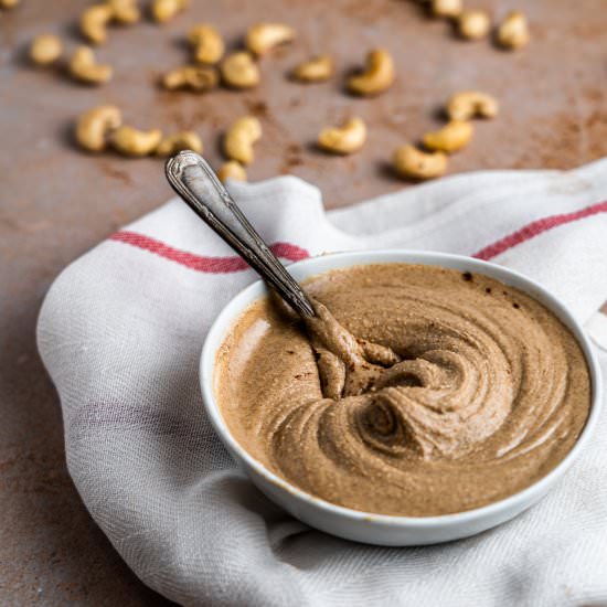 Two Ingredient Cashew Butter