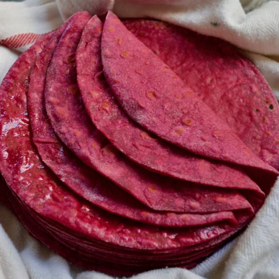 BEET ROOT AND TOFU PHULKA ROTIS